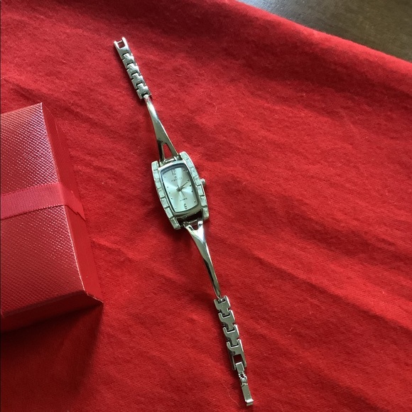 Minicci Vintage Quartz Ladies Bracelet Watch. - Picture 9 of 11